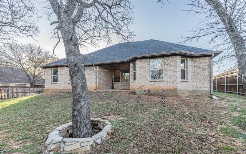1617 sea breeze Court, Azle, TX 76020, 4 Bedrooms Bedrooms, ,2 BathroomsBathrooms,Residential,For Sale,1617 sea breeze Court,0,21215425