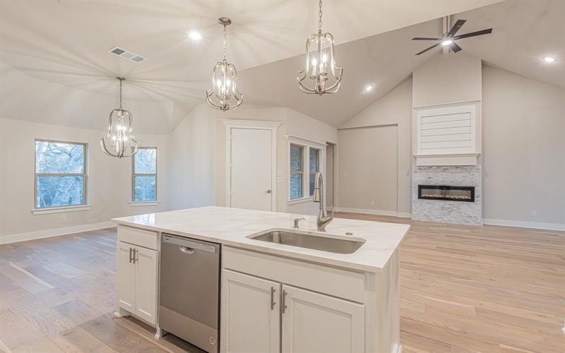 1617 sea breeze Court, Azle, TX 76020, 4 Bedrooms Bedrooms, ,2 BathroomsBathrooms,Residential,For Sale,1617 sea breeze Court,0,21215425