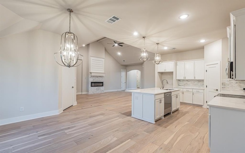 1617 sea breeze Court, Azle, TX 76020, 4 Bedrooms Bedrooms, ,2 BathroomsBathrooms,Residential,For Sale,1617 sea breeze Court,0,21215425