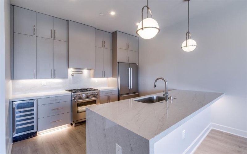 1900 S Ervay Street #310, Dallas, TX 75215, 1 Bedroom Bedrooms, ,1 BathroomBathrooms,Residential,For Sale,1900 S Ervay Street,0,21215464