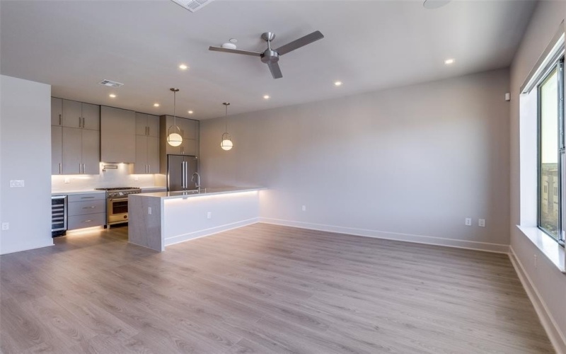 1900 S Ervay Street #310, Dallas, TX 75215, 1 Bedroom Bedrooms, ,1 BathroomBathrooms,Residential,For Sale,1900 S Ervay Street,0,21215464