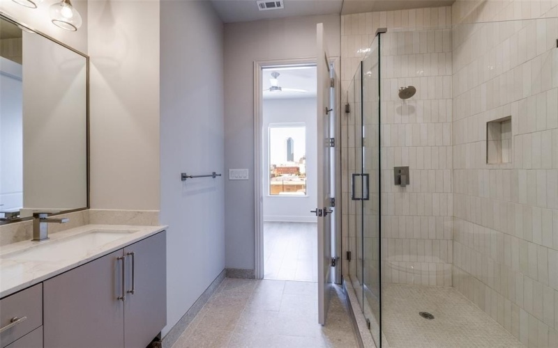 1900 S Ervay Street #310, Dallas, TX 75215, 1 Bedroom Bedrooms, ,1 BathroomBathrooms,Residential,For Sale,1900 S Ervay Street,0,21215464