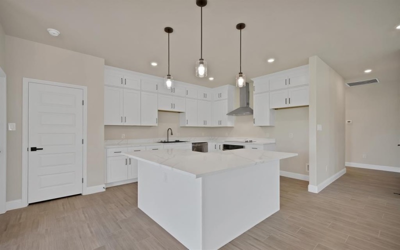 619 Lanai Circle, Runaway Bay, TX 76426, 4 Bedrooms Bedrooms, ,2 BathroomsBathrooms,Residential,For Sale,619 Lanai Circle,0,21215474