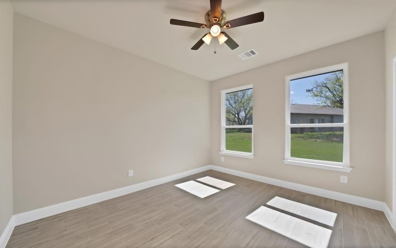 619 Lanai Circle, Runaway Bay, TX 76426, 4 Bedrooms Bedrooms, ,2 BathroomsBathrooms,Residential,For Sale,619 Lanai Circle,0,21215474