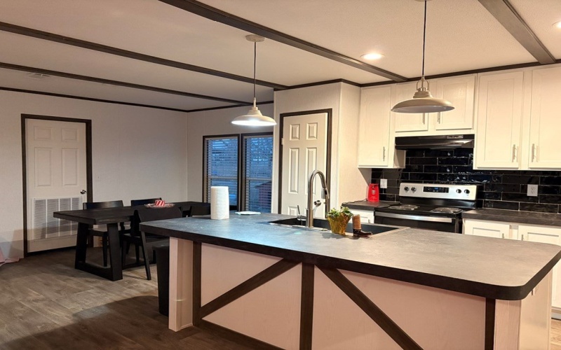 502 N Hendrickson St, Goldsmith, TX 79741, 4 Bedrooms Bedrooms, ,3 BathroomsBathrooms,Residential,For Sale,502 N Hendrickson St,0,173332