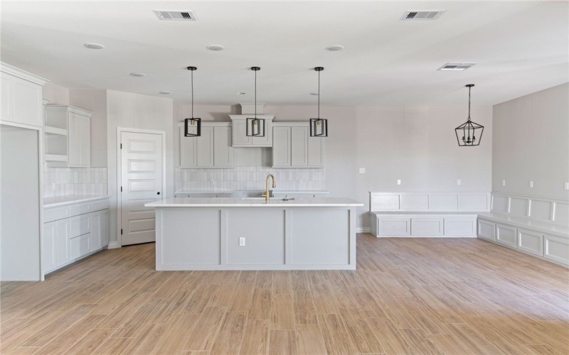 530 Cole Street, Corpus Christi, TX 78404, 4 Bedrooms Bedrooms, ,3 BathroomsBathrooms,Residential,For Sale,530 Cole Street,0,473570