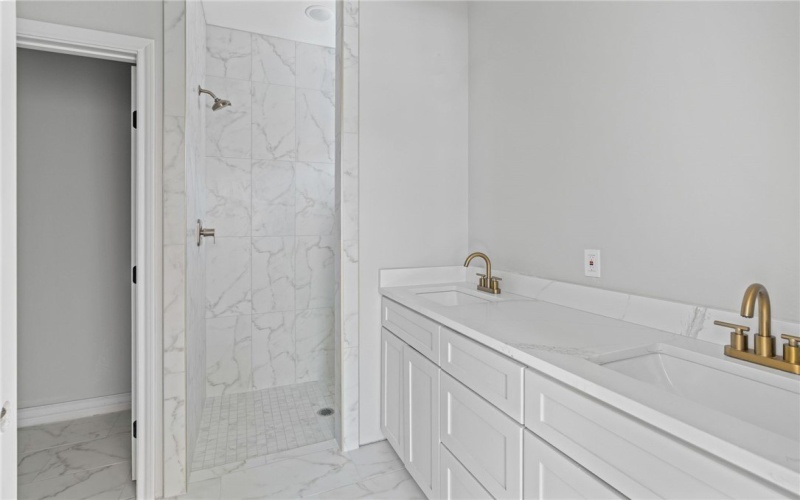 530 Cole Street, Corpus Christi, TX 78404, 4 Bedrooms Bedrooms, ,3 BathroomsBathrooms,Residential,For Sale,530 Cole Street,0,473570