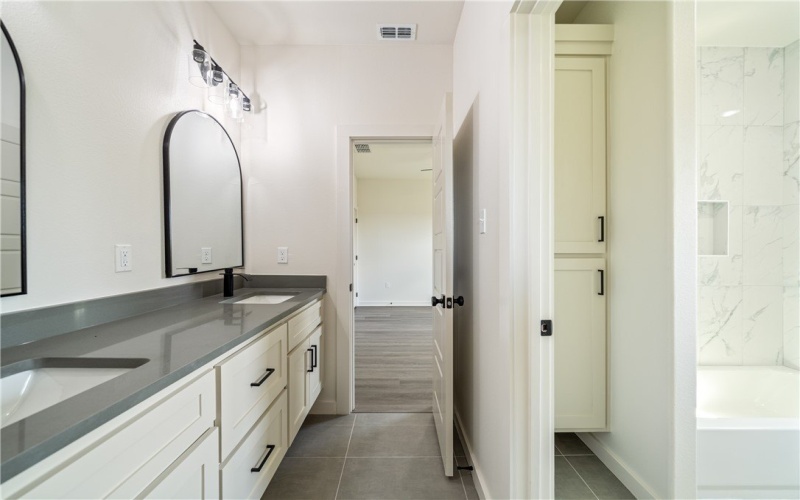 1518 Fenner Ranch Drive, Corpus Christi, TX 78415, 4 Bedrooms Bedrooms, ,3 BathroomsBathrooms,Residential,For Sale,1518 Fenner Ranch Drive,0,473645