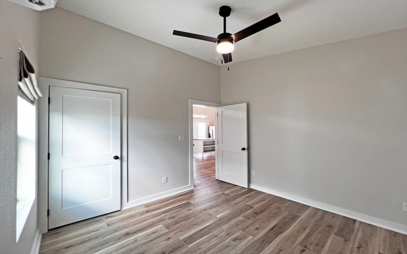 106 Landry Circle, Rockport, TX 78382, 2 Bedrooms Bedrooms, ,1 BathroomBathrooms,Residential,For Sale,106 Landry Circle,0,473707