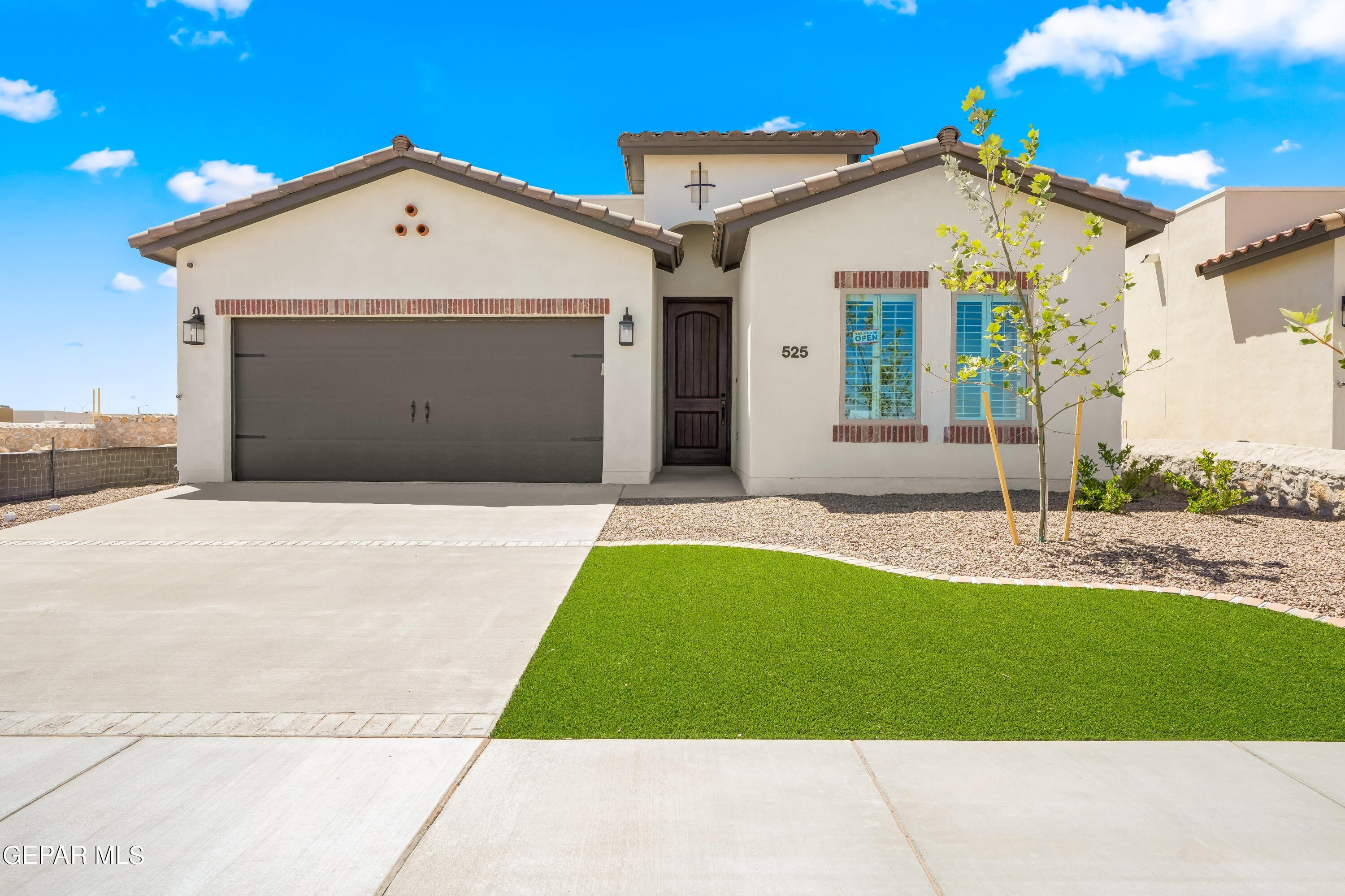 14916 Hill Ridge Court, El Paso, TX 79938, 3 Bedrooms Bedrooms, ,2 BathroomsBathrooms,Residential,For Sale,14916 Hill Ridge Court,0,940801