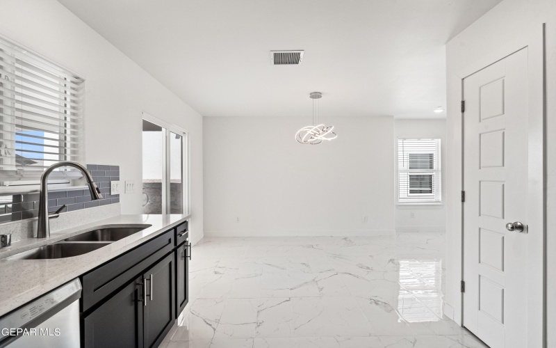 15245 Destination Avenue, El Paso, TX 79938, 3 Bedrooms Bedrooms, ,2 BathroomsBathrooms,Residential,For Sale,15245 Destination Avenue,0,940804