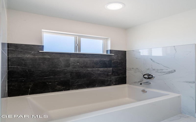 15245 Destination Avenue, El Paso, TX 79938, 3 Bedrooms Bedrooms, ,2 BathroomsBathrooms,Residential,For Sale,15245 Destination Avenue,0,940804