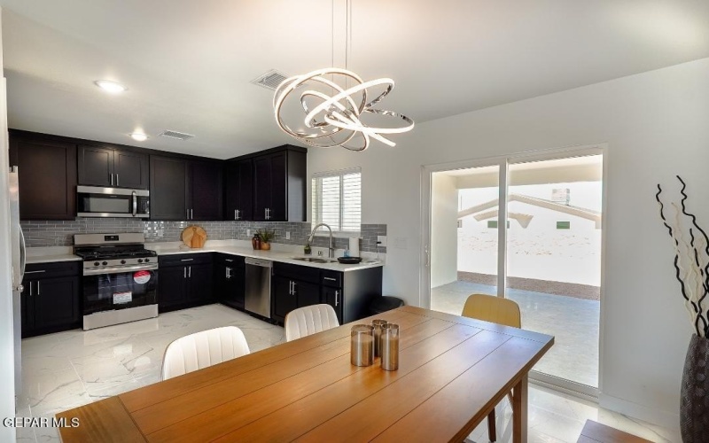 15245 Destination Avenue, El Paso, TX 79938, 3 Bedrooms Bedrooms, ,2 BathroomsBathrooms,Residential,For Sale,15245 Destination Avenue,0,940804