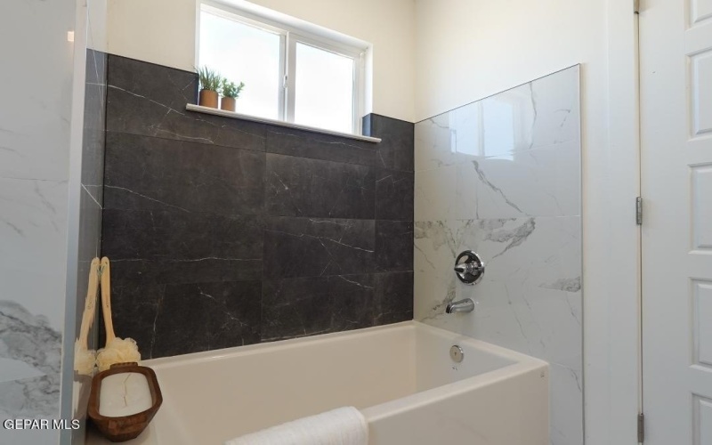 15245 Destination Avenue, El Paso, TX 79938, 3 Bedrooms Bedrooms, ,2 BathroomsBathrooms,Residential,For Sale,15245 Destination Avenue,0,940804