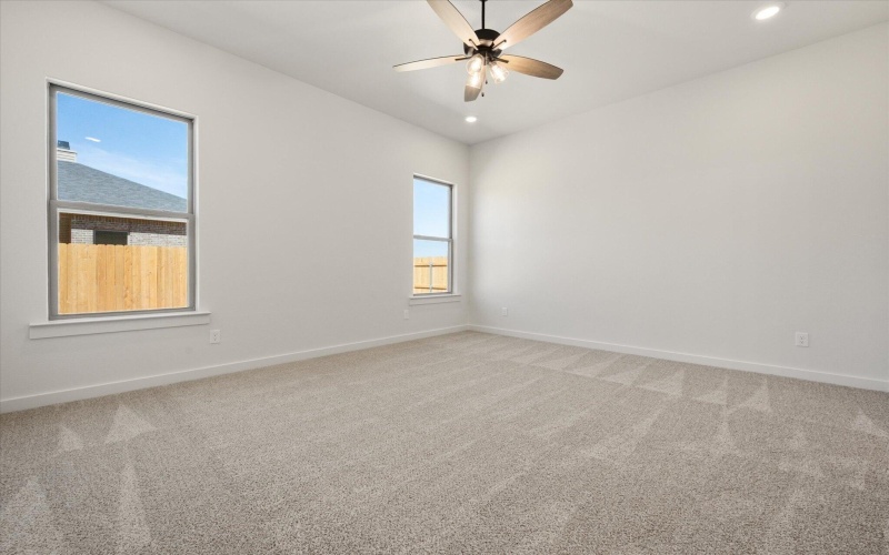 12002 Iola Drive, Lubbock, TX 79424, 4 Habitaciones Habitaciones , ,3 BañosBaños,Residential,En Venta,12002 Iola Drive,0,202603712