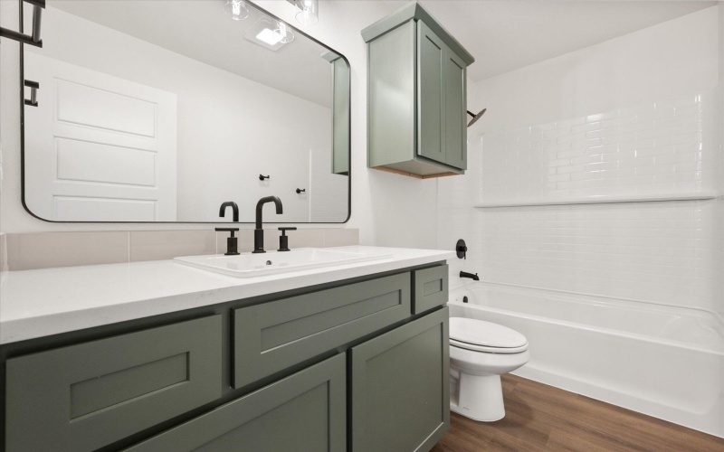 12002 Iola Drive, Lubbock, TX 79424, 4 Habitaciones Habitaciones , ,3 BañosBaños,Residential,En Venta,12002 Iola Drive,0,202603712