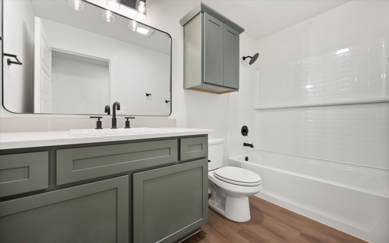 12002 Iola Drive, Lubbock, TX 79424, 4 Habitaciones Habitaciones , ,3 BañosBaños,Residential,En Venta,12002 Iola Drive,0,202603712