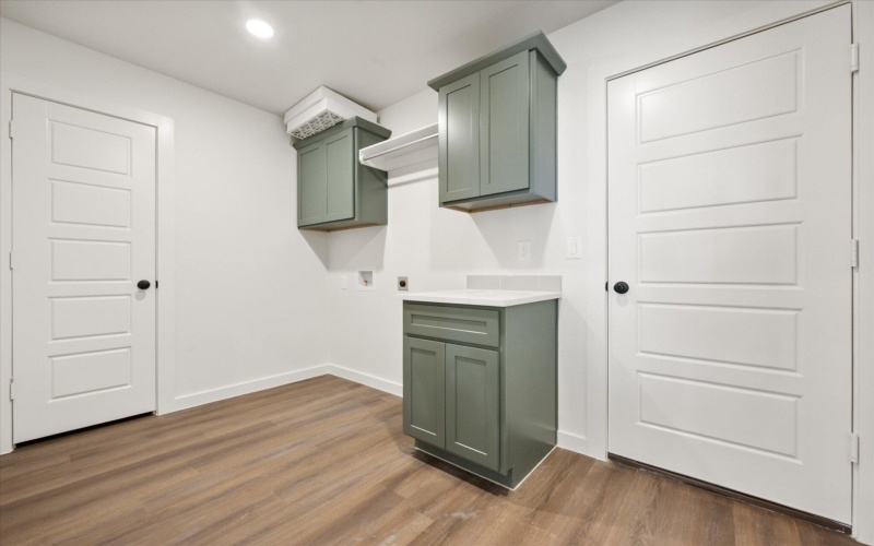 12002 Iola Drive, Lubbock, TX 79424, 4 Habitaciones Habitaciones , ,3 BañosBaños,Residential,En Venta,12002 Iola Drive,0,202603712