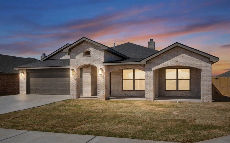 12002 Iola Drive, Lubbock, TX 79424, 4 Habitaciones Habitaciones , ,3 BañosBaños,Residential,En Venta,12002 Iola Drive,0,202603712