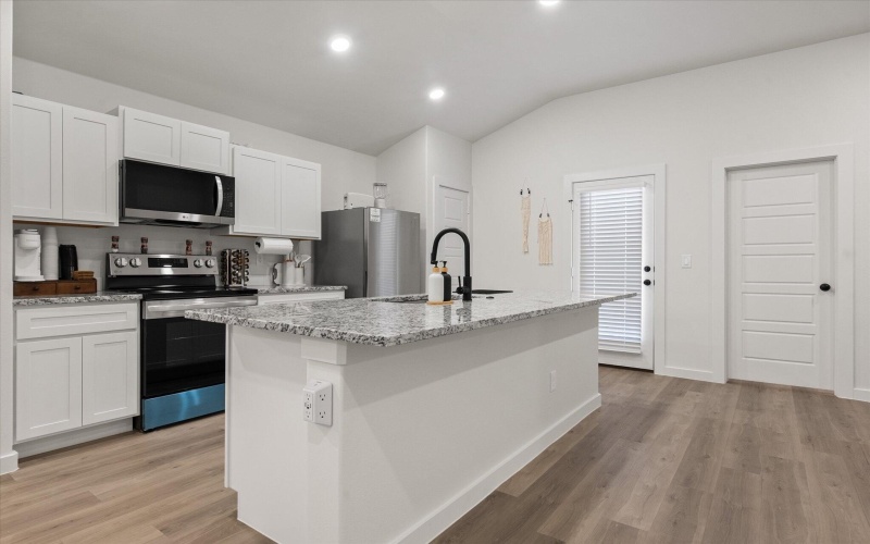 2133 Langford Avenue, Lubbock, TX 79407, 3 Habitaciones Habitaciones , ,2 BañosBaños,Residential,En Venta,2133 Langford Avenue,0,202603756