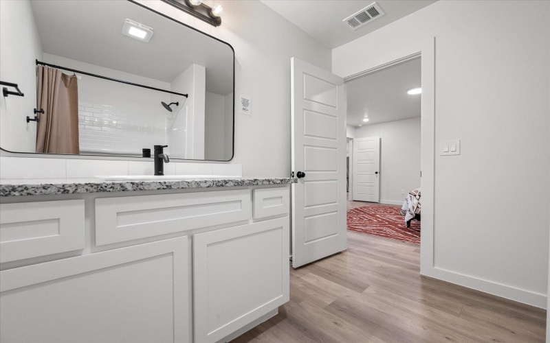 2133 Langford Avenue, Lubbock, TX 79407, 3 Habitaciones Habitaciones , ,2 BañosBaños,Residential,En Venta,2133 Langford Avenue,0,202603756