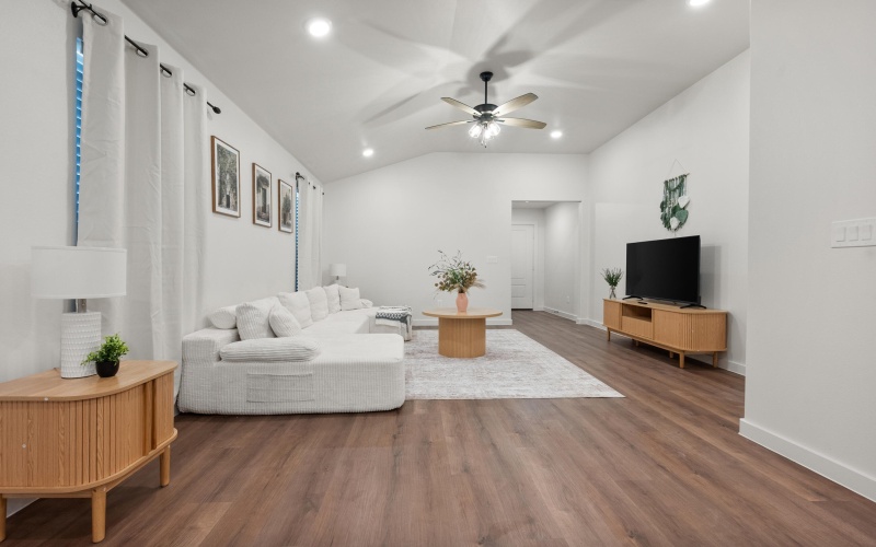 2163 Langford Avenue, Lubbock, TX 79407, 4 Habitaciones Habitaciones , ,2 BañosBaños,Residential,En Venta,2163 Langford Avenue,0,202603758