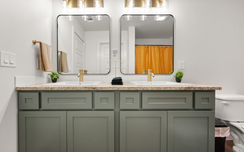 2163 Langford Avenue, Lubbock, TX 79407, 4 Habitaciones Habitaciones , ,2 BañosBaños,Residential,En Venta,2163 Langford Avenue,0,202603758