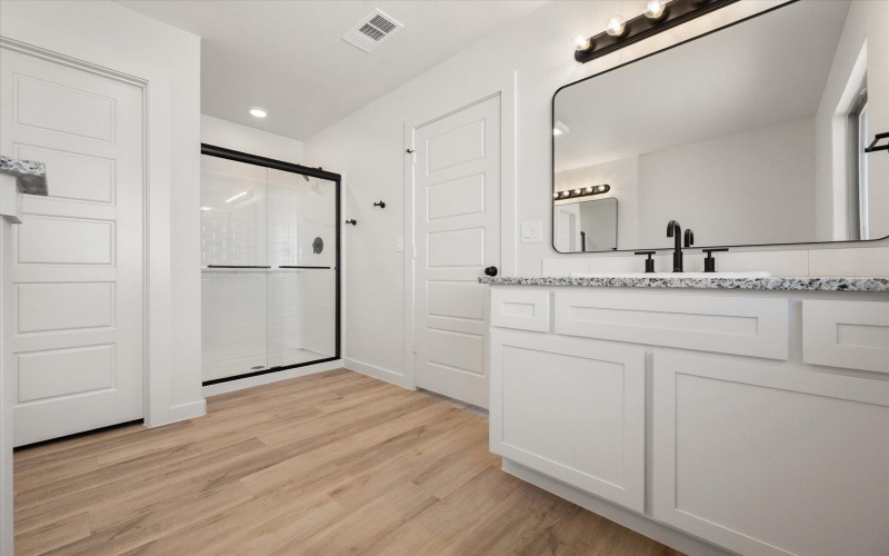 12004 Iola Drive, Lubbock, TX 79424, 4 Bedrooms Bedrooms, ,2 BathroomsBathrooms,Residential,For Sale,12004 Iola Drive,0,202603761