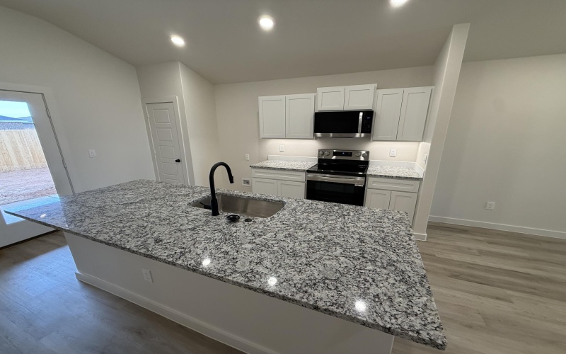 1309 N Chicago Avenue, Lubbock, TX 79416, 3 Bedrooms Bedrooms, ,2 BathroomsBathrooms,Residential,For Sale,1309 N Chicago Avenue,0,202603763