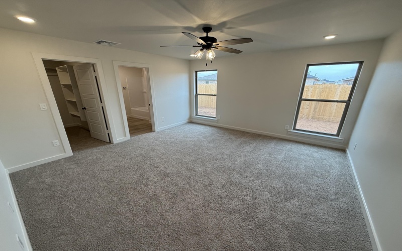 1309 N Chicago Avenue, Lubbock, TX 79416, 3 Bedrooms Bedrooms, ,2 BathroomsBathrooms,Residential,For Sale,1309 N Chicago Avenue,0,202603763