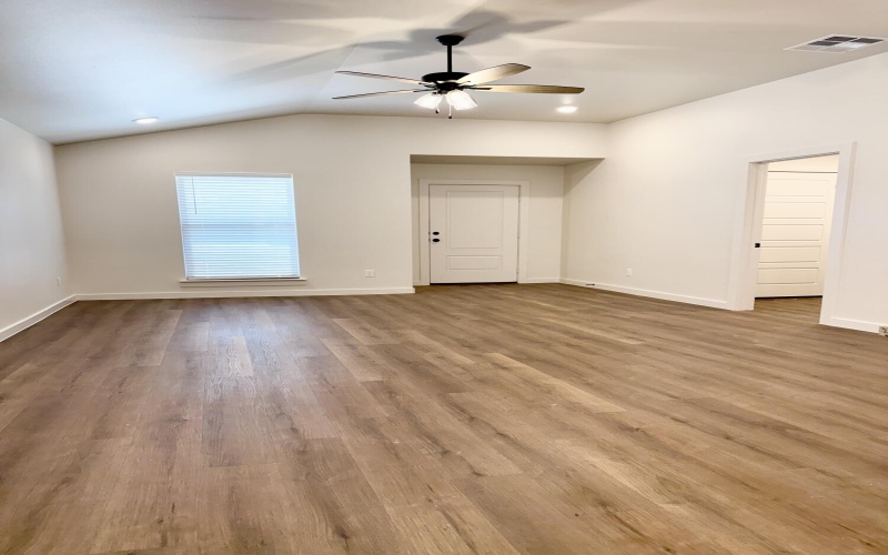 2143 Langford Avenue, Lubbock, TX 79407, 3 Bedrooms Bedrooms, ,2 BathroomsBathrooms,Residential,For Sale,2143 Langford Avenue,0,202603764