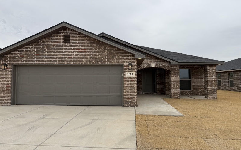 1315 N Chicago Avenue, Lubbock, TX 79416, 3 Bedrooms Bedrooms, ,2 BathroomsBathrooms,Residential,For Sale,1315 N Chicago Avenue,0,202603765