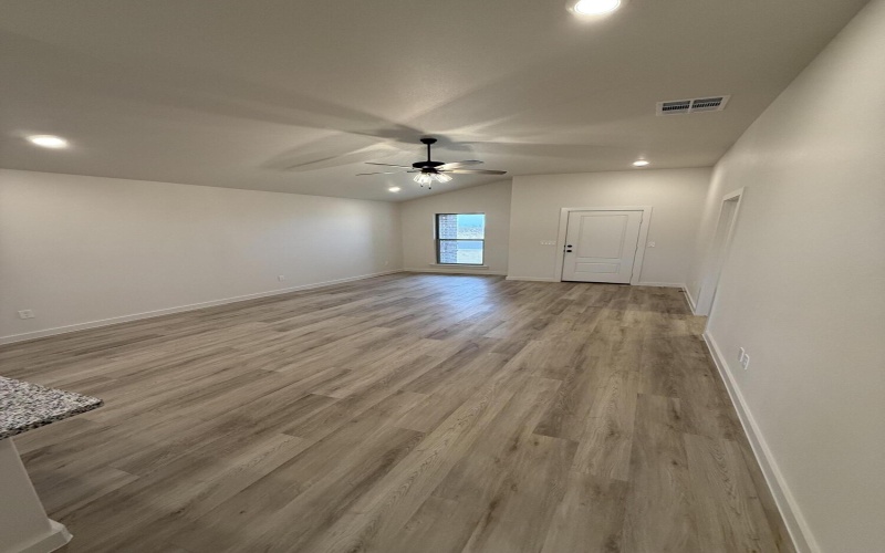 1315 N Chicago Avenue, Lubbock, TX 79416, 3 Bedrooms Bedrooms, ,2 BathroomsBathrooms,Residential,For Sale,1315 N Chicago Avenue,0,202603765