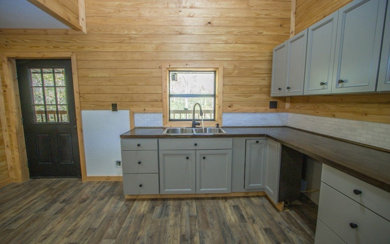 415 Sloe Lane, Brookeland, TX 75931, 3 Bedrooms Bedrooms, ,2 BathroomsBathrooms,Residential,For Sale,415 Sloe Lane,0,70012478