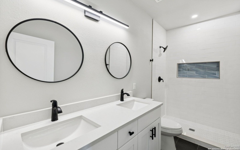 803 Indiana, San Antonio, TX 78210, 3 Bedrooms Bedrooms, ,2 BathroomsBathrooms,Residential,For Sale,803 Indiana,0,1927869