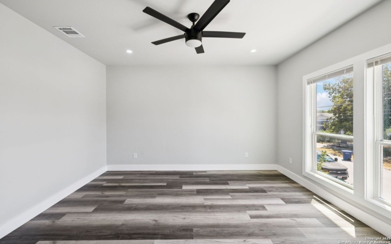 803 Indiana, San Antonio, TX 78210, 3 Bedrooms Bedrooms, ,2 BathroomsBathrooms,Residential,For Sale,803 Indiana,0,1927869