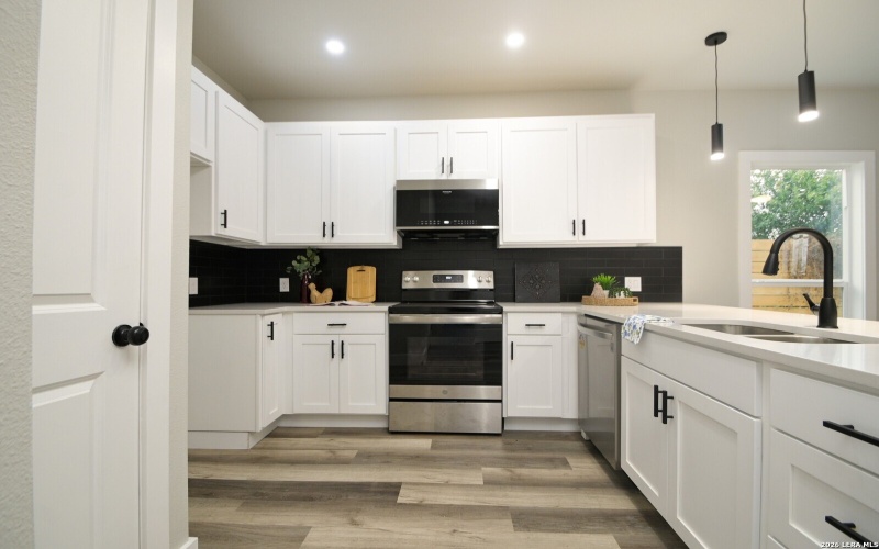 803 Indiana, San Antonio, TX 78210, 3 Bedrooms Bedrooms, ,2 BathroomsBathrooms,Residential,For Sale,803 Indiana,0,1927869