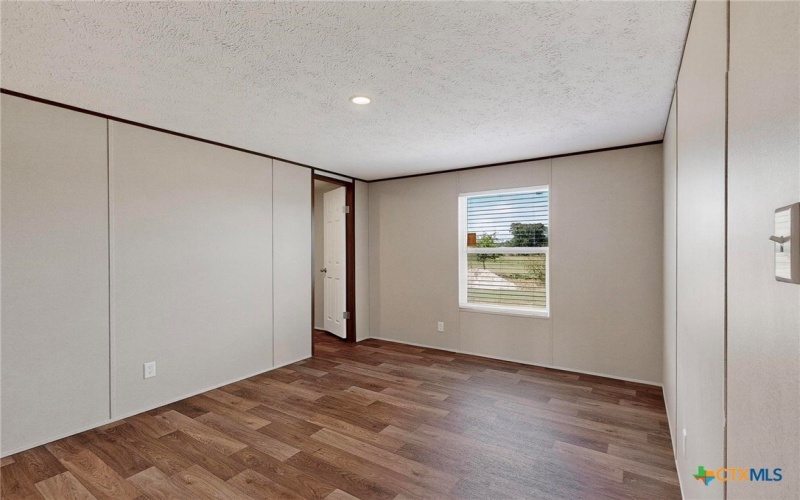 13800 FM 107, McGregor, TX 76657, 3 Bedrooms Bedrooms, ,2 BathroomsBathrooms,Residential,For Sale,13800 FM 107,0,586624