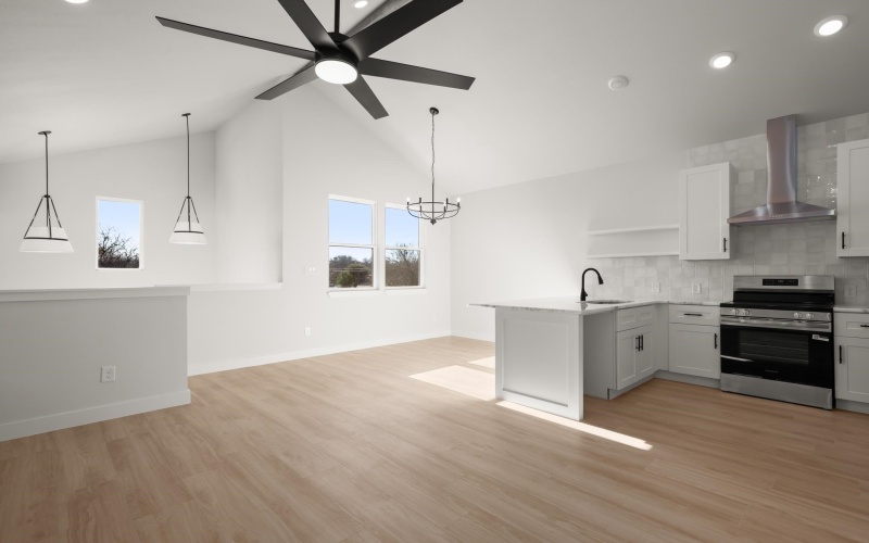 306 S Avenue P, Marble Falls, TX 78654, 3 Bedrooms Bedrooms, ,2 BathroomsBathrooms,Residential,For Sale,306 S Avenue P,0,177109