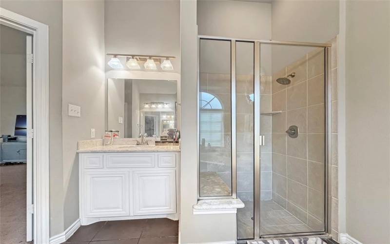 904 Regal Bluff Lane, DeSoto, TX 75115, 5 Bedrooms Bedrooms, ,2 BathroomsBathrooms,Residential,For Sale,904 Regal Bluff Lane,0,21200073