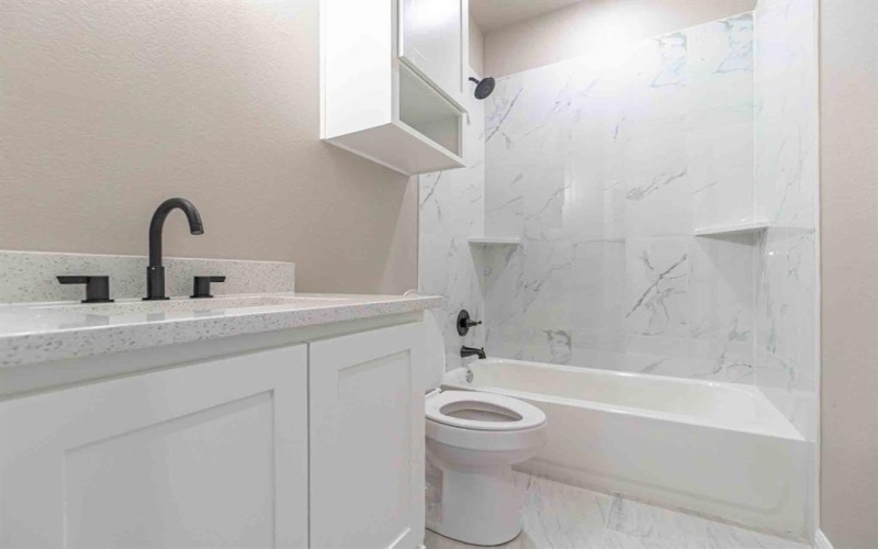 3308 Power Plant Court, Granbury, TX 76048, 3 Habitaciones Habitaciones , ,2 BañosBaños,Residential,En Venta,3308 Power Plant Court,0,21204579