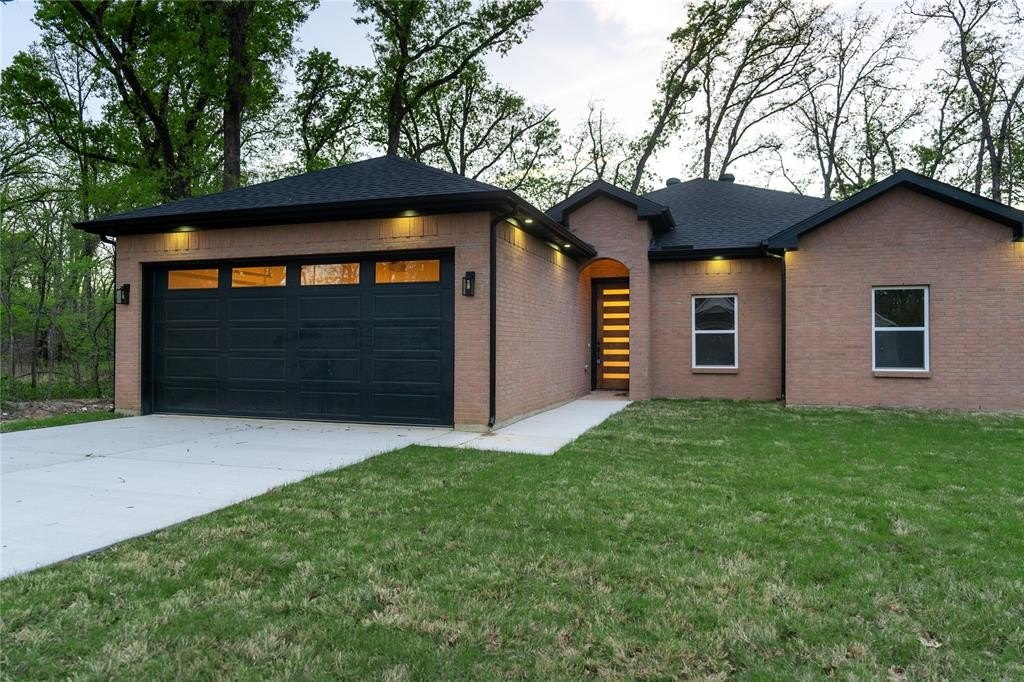 219 W Beachwood Loop, Trinidad, TX 75163, 4 Habitaciones Habitaciones , ,2 BañosBaños,Residential,En Venta,219 W Beachwood Loop,0,21209814