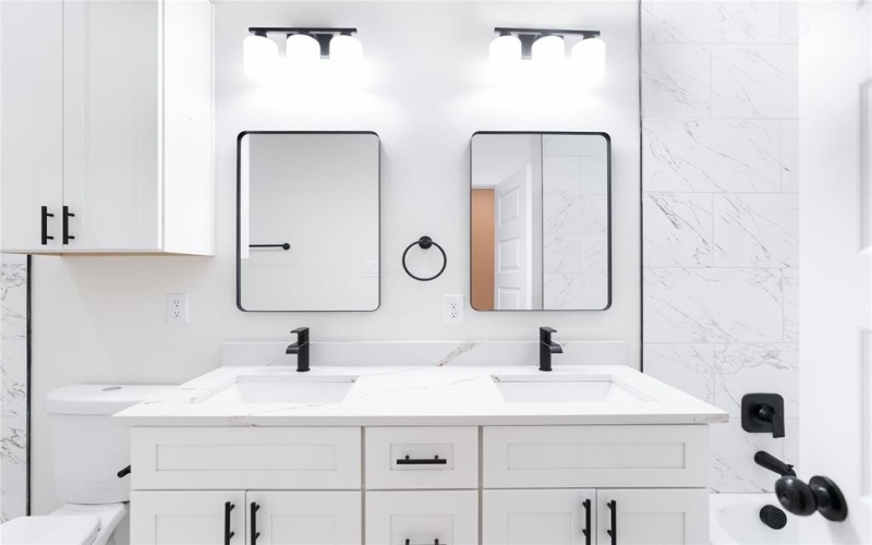 219 W Beachwood Loop, Trinidad, TX 75163, 4 Habitaciones Habitaciones , ,2 BañosBaños,Residential,En Venta,219 W Beachwood Loop,0,21209814