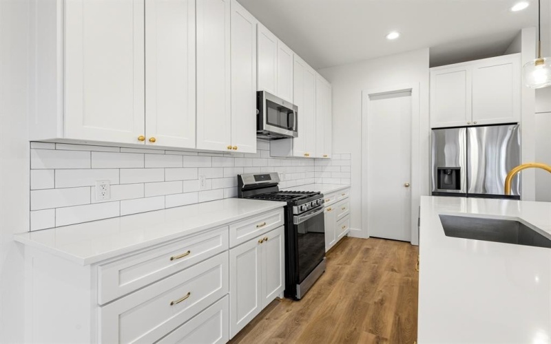 1007 Mount Auburn Avenue, Dallas, TX 75223, 3 Bedrooms Bedrooms, ,2 BathroomsBathrooms,Residential,For Sale,1007 Mount Auburn Avenue,0,21215523