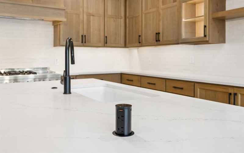 118 S Church Street, McKinney, TX 75069, 4 Bedrooms Bedrooms, ,5 BathroomsBathrooms,Residential,For Sale,118 S Church Street,0,21215617