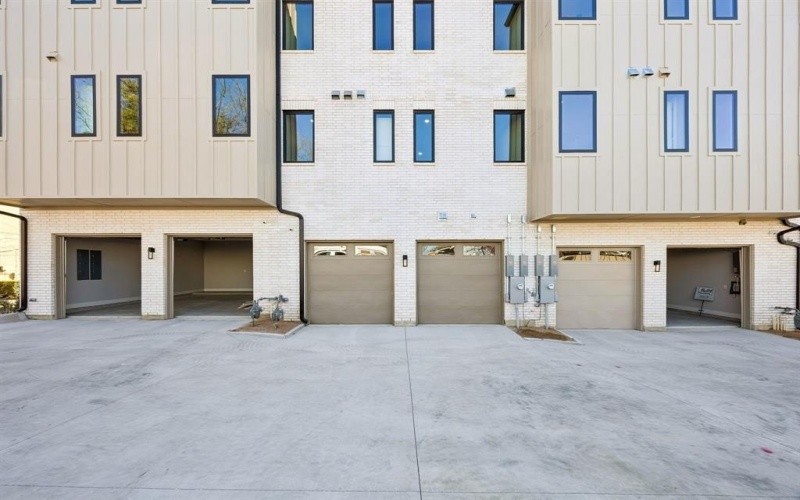 118 S Church Street, McKinney, TX 75069, 4 Bedrooms Bedrooms, ,5 BathroomsBathrooms,Residential,For Sale,118 S Church Street,0,21215617