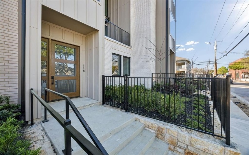 118 S Church Street, McKinney, TX 75069, 4 Bedrooms Bedrooms, ,5 BathroomsBathrooms,Residential,For Sale,118 S Church Street,0,21215617