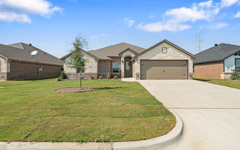 1418 Oleander Drive, Tolar, TX 76476, 4 Bedrooms Bedrooms, ,2 BathroomsBathrooms,Residential,For Sale,1418 Oleander Drive,0,21215631