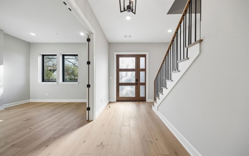 114 S Church Street, McKinney, TX 75069, 4 Bedrooms Bedrooms, ,5 BathroomsBathrooms,Residential,For Sale,114 S Church Street,0,21215696