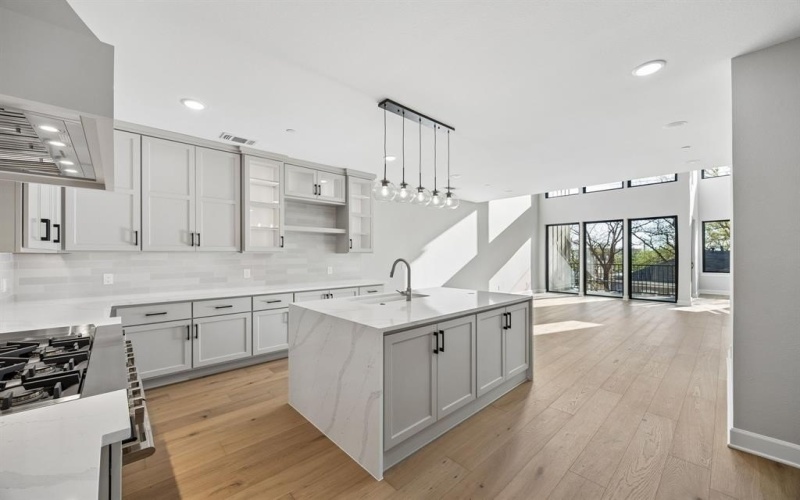 114 S Church Street, McKinney, TX 75069, 4 Bedrooms Bedrooms, ,5 BathroomsBathrooms,Residential,For Sale,114 S Church Street,0,21215696